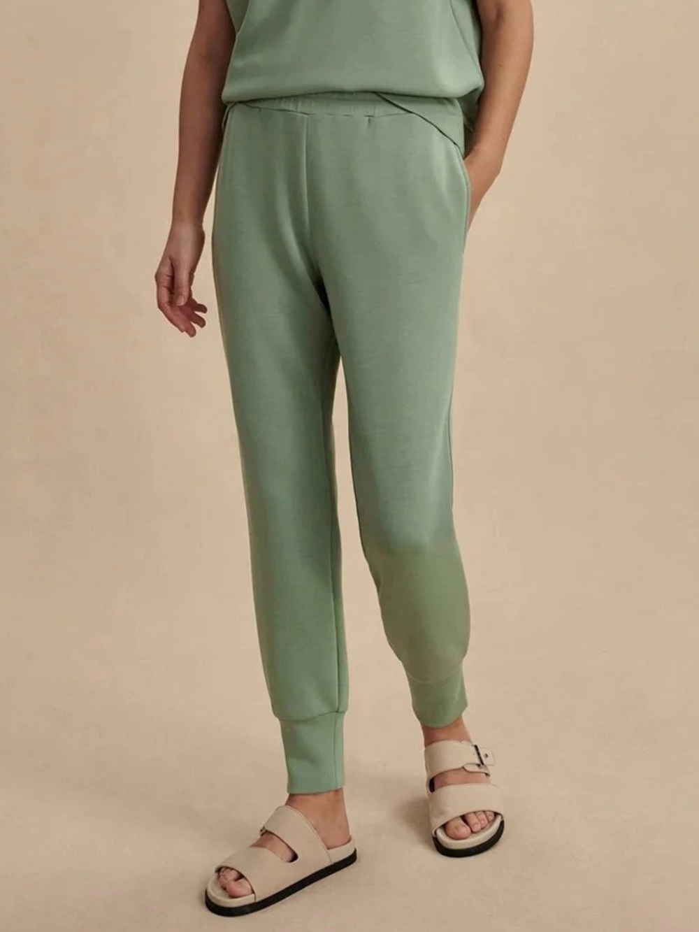 Varley Slim Cuff Pant 27.5 Pants Joggers Green Doublesoft Pockets Large NEW